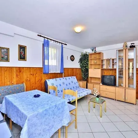 Lägenhet Apartment In Pula/Istrien 17385