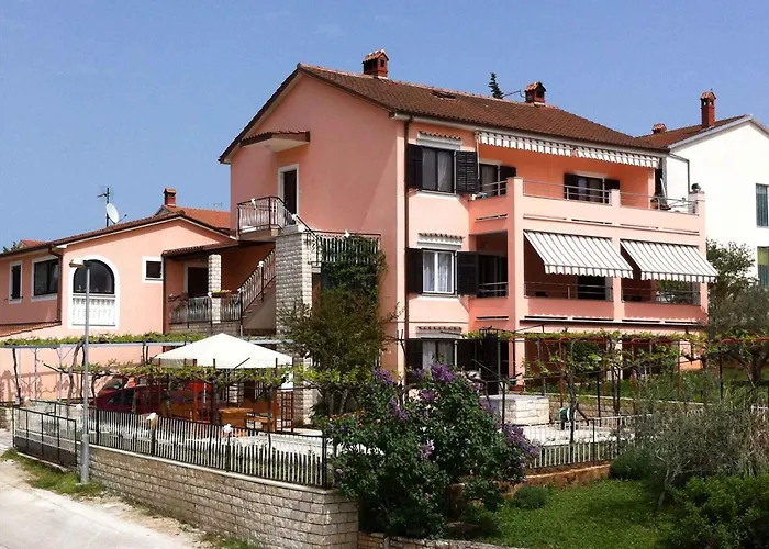 In - Istrien 17385 Appartement *